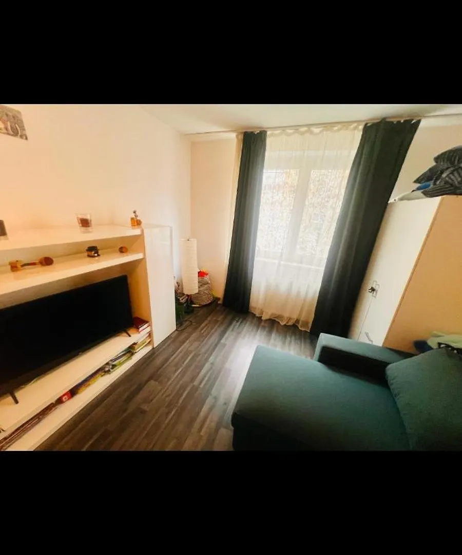 Apartament 16 Bucharest 0*,  Romania
