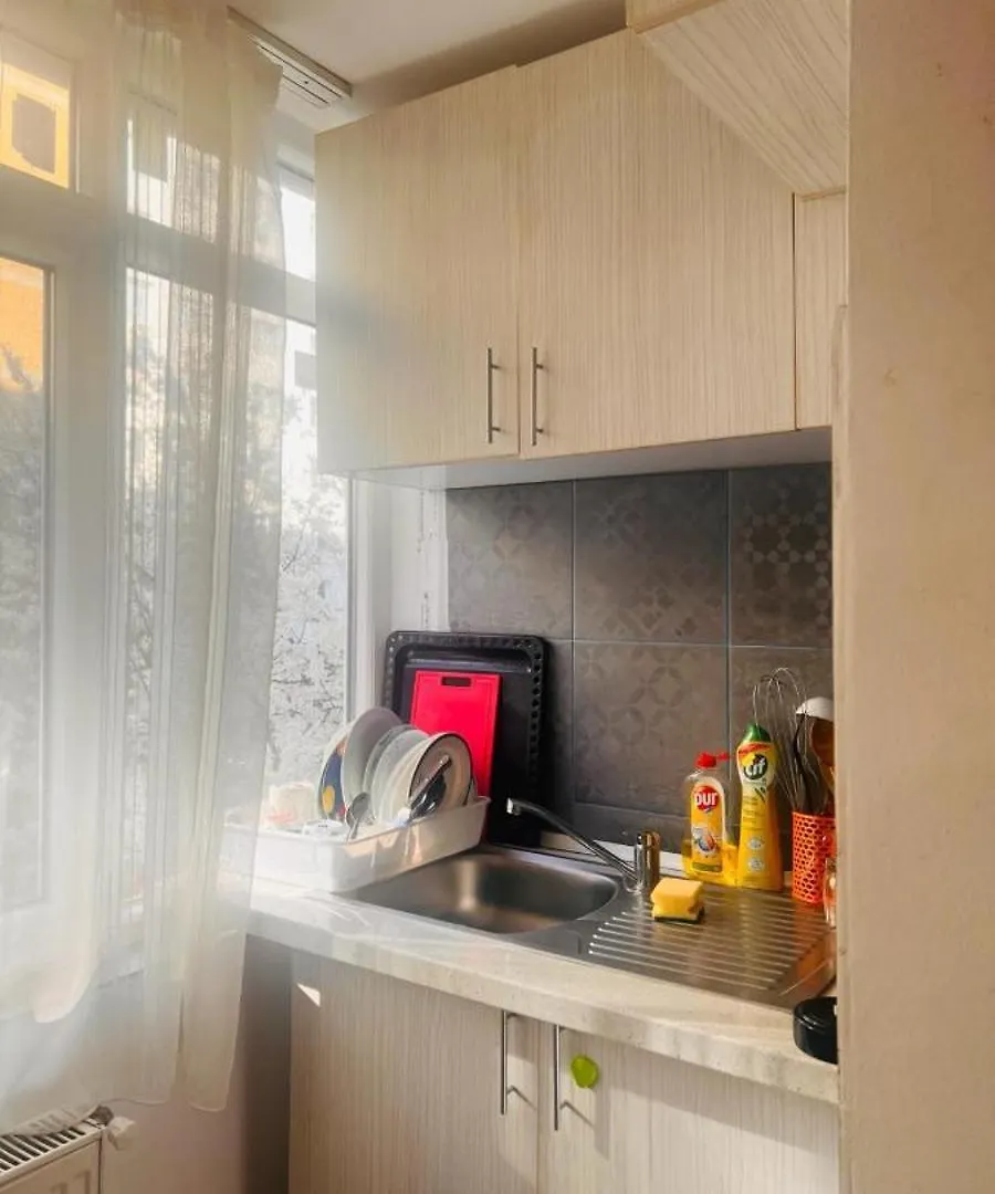 Apartament 16 Bukurešť